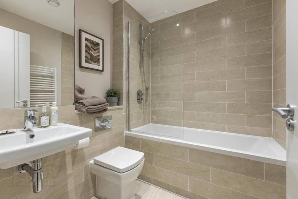 5* Luxury, City Centre, Brand New Development Белфаст Экстерьер фото